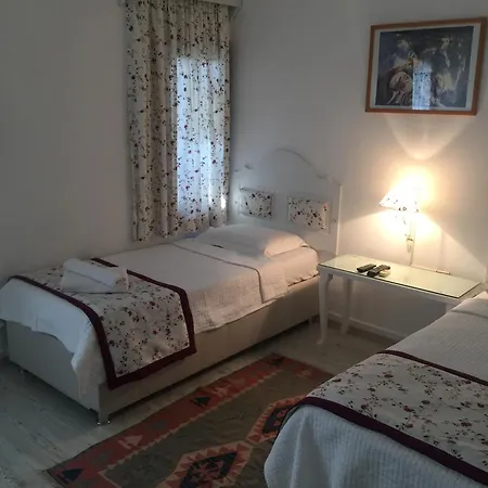 Pasha Nocleg ze śniadaniem 4*